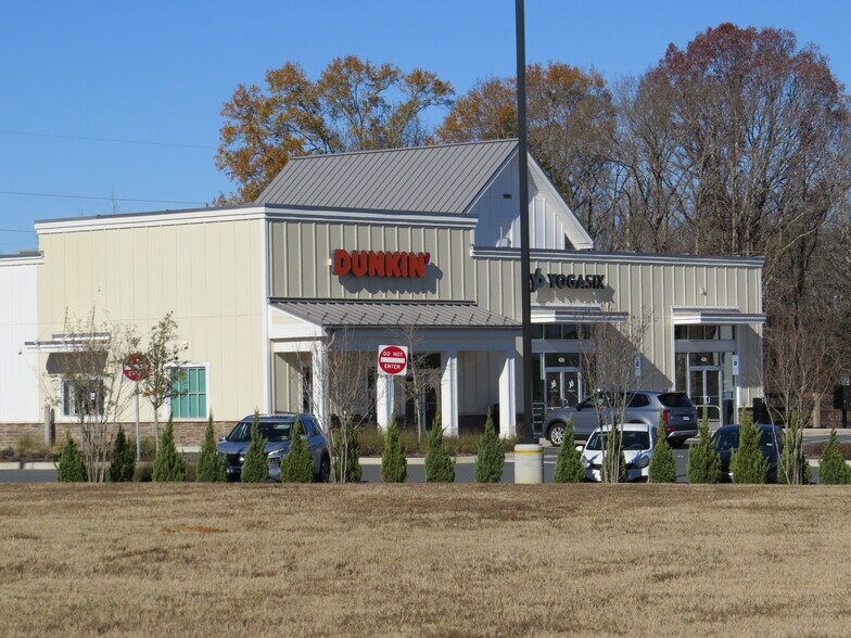 More Photos Of 1614 S Providence Rd, Waxhaw Unknown For Lease