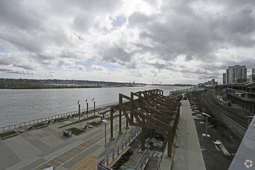 More Photos Of 250 Columbia St, New Westminster Apartments For Lease