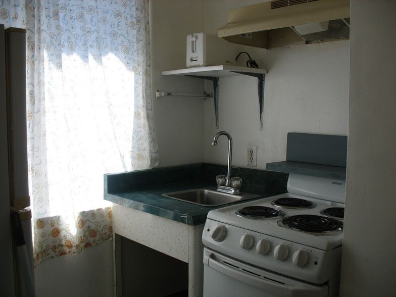 More Photos Of 1627 SE Stephens St, Roseburg Hotel For Sale