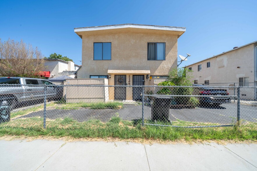 More Photos Of 11249 Emelita St, North Hollywood Apartments For Sale