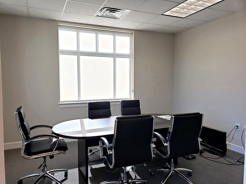 More Photos Of 2219 Sawdust Rd, The Woodlands Medical For Sale