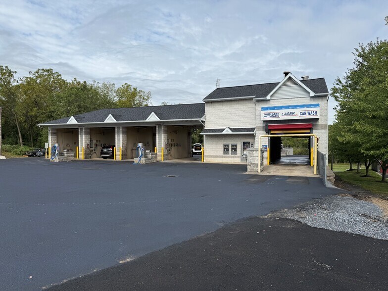 Primary Photo Of 1333 Lancaster Ave, Reading Specialty For Sale