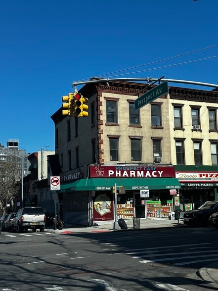 More Photos Of 596 5th Ave, Brooklyn Storefront Retail Residential For Lease