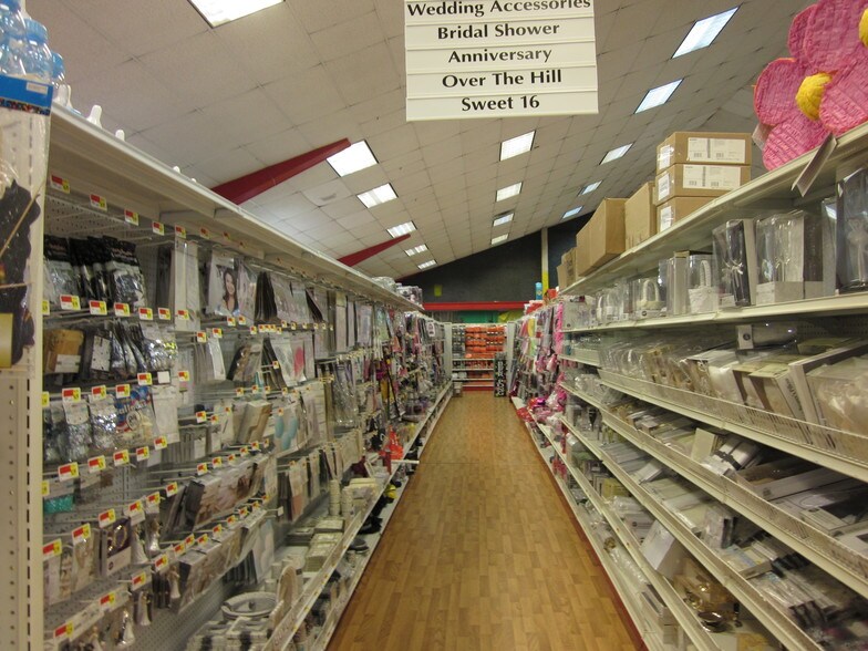 More Photos Of 311 S Range Ave, Denham Springs General Retail For Lease