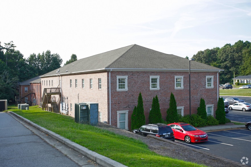 More Photos Of 180 Camden Hill Rd, Lawrenceville Office For Lease