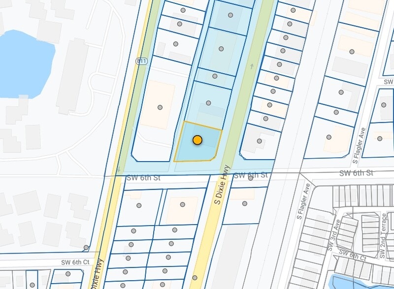 More Photos Of 551 S Dixie Hwy E, Pompano Beach Warehouse For Lease