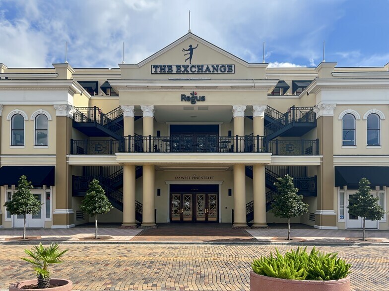 More Photos Of 122 W Pine St, Orlando Coworking Space