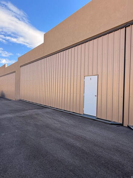 More Photos Of 1403 W 4490 S, Hurricane Airplane Hangar For Sale