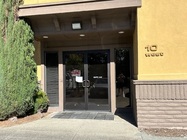 More Photos Of 10 Commercial Blvd, Novato Office For Lease