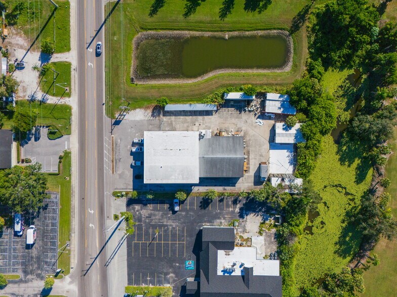 More Photos Of 204 44th Ave E, Bradenton Freestanding For Sale