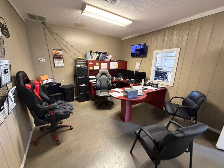 More Photos Of 419 Hamilton Crossing Rd NW, Cartersville Industrial For Sale