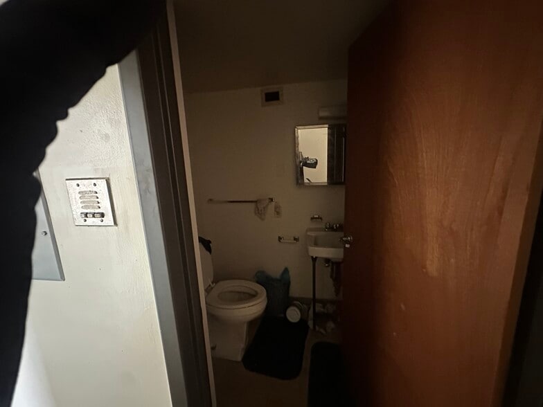 More Photos Of 215 Lelia St, Pittsburgh Apartments For Sale