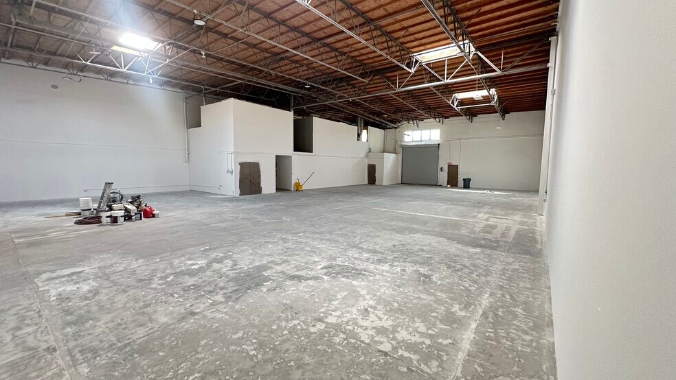 More Photos Of 41145 Raintree Ct, Murrieta Warehouse For Lease