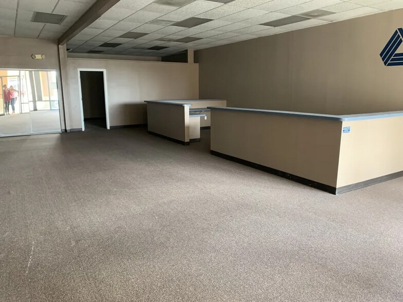 More Photos Of 686-728 Cheney Hwy, Titusville Unknown For Lease