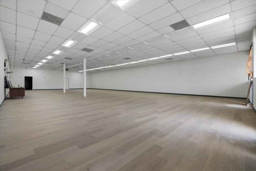 More Photos Of 1305 N Chester Ave, Bakersfield Storefront Retail Office For Lease