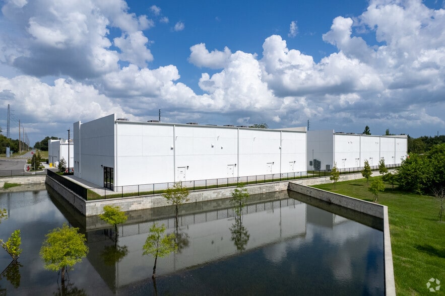 More Photos Of 1340 S Narcoossee Rd, Saint Cloud Unknown For Lease