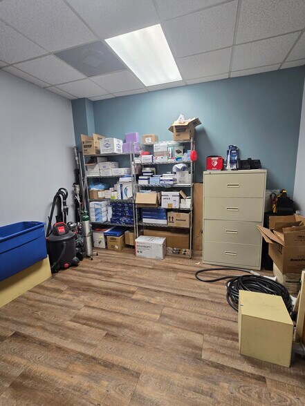 More Photos Of 307 N Green St, Wadesboro Office For Sale