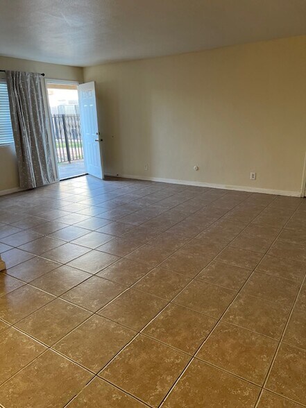 More Photos Of 155 E G St, Brawley Apartments For Sale