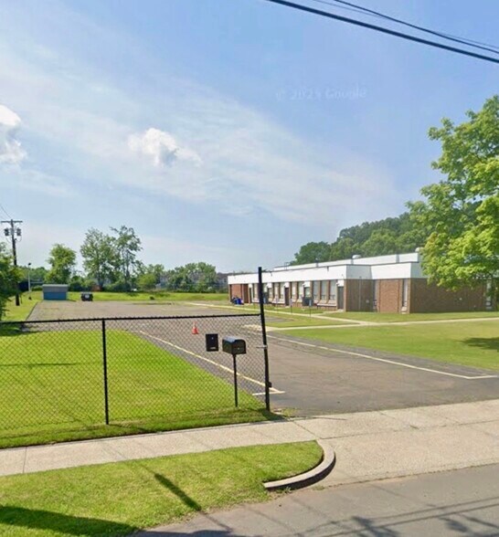 More Photos Of 43 Jones Rd, Hamden Religious Facility For Sale