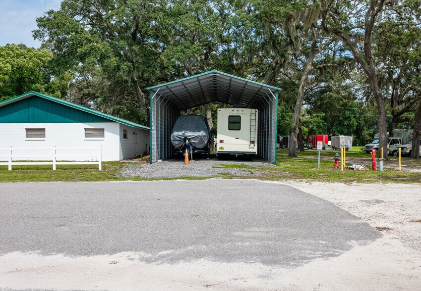 More Photos Of 6620 N Orange Blossom Trail, Orlando Land For Lease