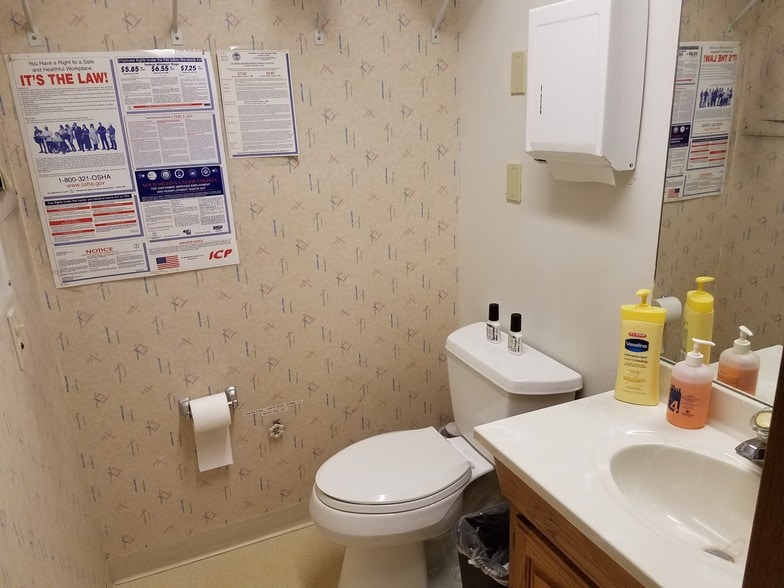 More Photos Of 3235 Main Ave, Durango Medical For Lease