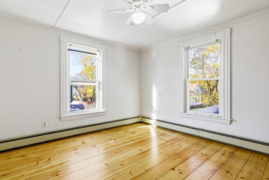 More Photos Of 51 Chestnut St, Rochester Apartments For Sale