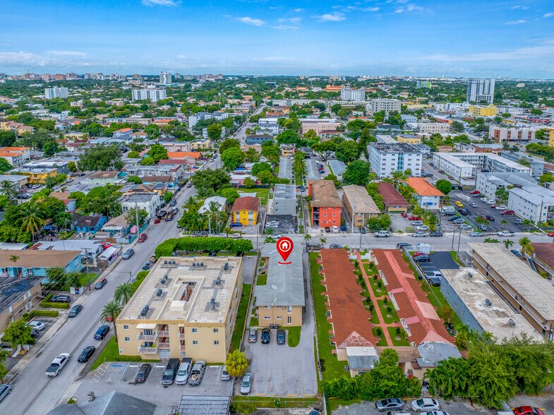 More Photos Of 225 SW 18th Ave, Miami Multifamily For Sale