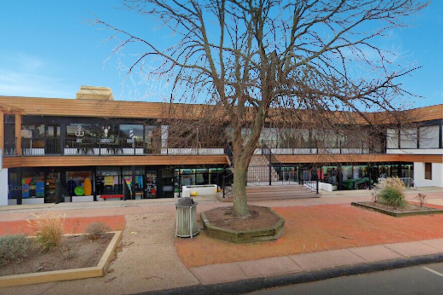 More Photos Of 716 Montauk Hwy, Montauk Restaurant For Lease