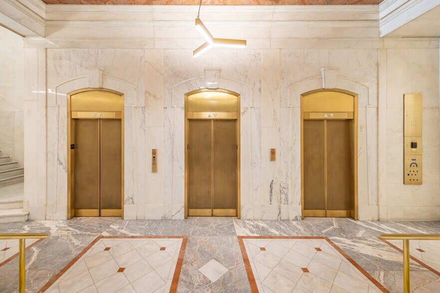 More Photos Of 136 S Main St, Salt Lake City Office For Lease