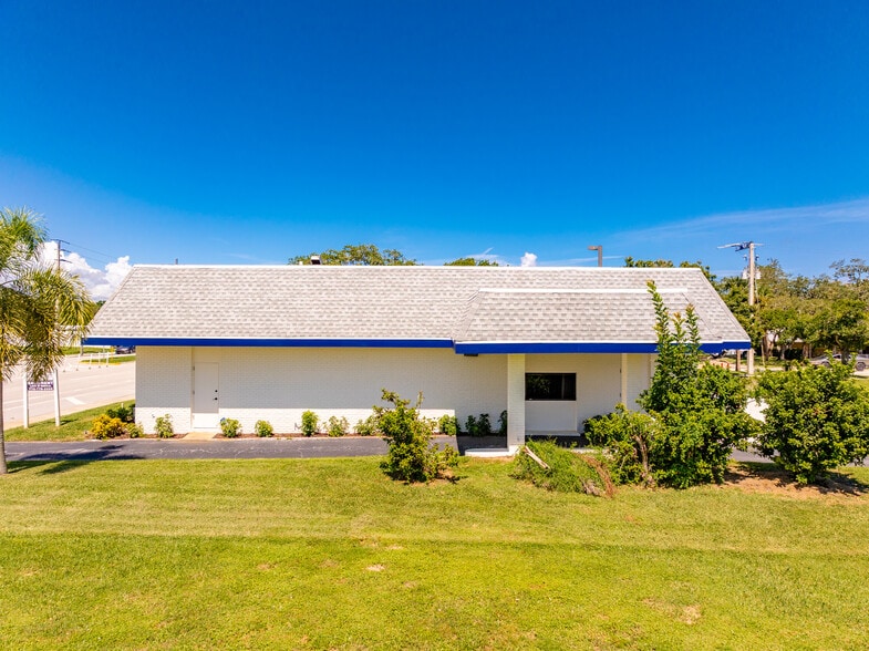 More Photos Of 816 US Highway 1, Sebastian Medical For Sale