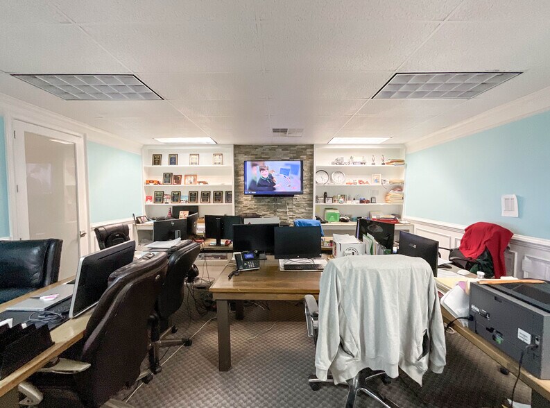 More Photos Of 4475 Morris Park Dr, Mint Hill Office For Sale