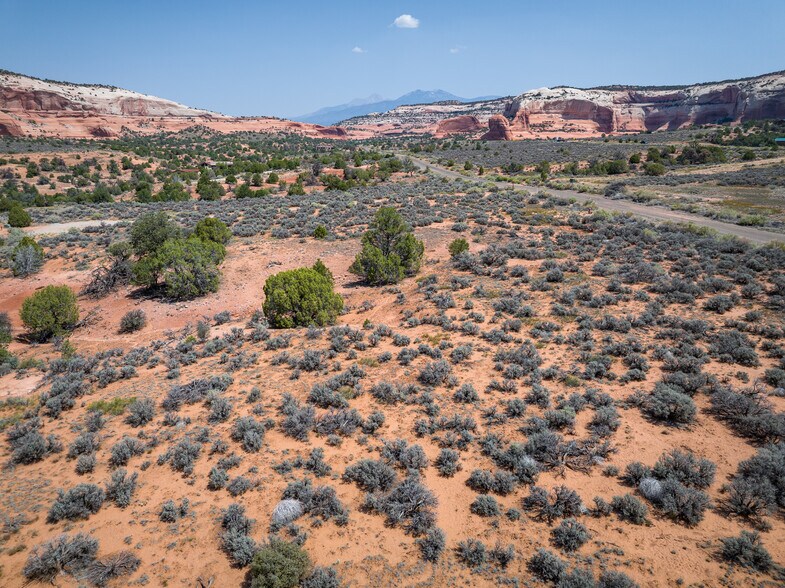 More Photos Of 366 S Joe Wilson Dr, La Sal Land For Sale