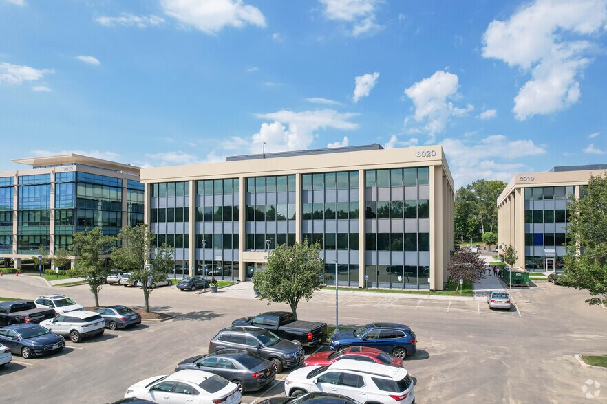 More Photos Of 3020 Westchester Ave, Purchase Office For Lease