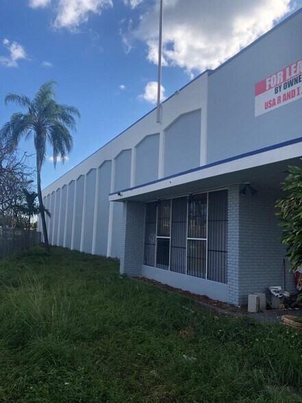 More Photos Of 650 NW 105th St, Miami Warehouse For Lease