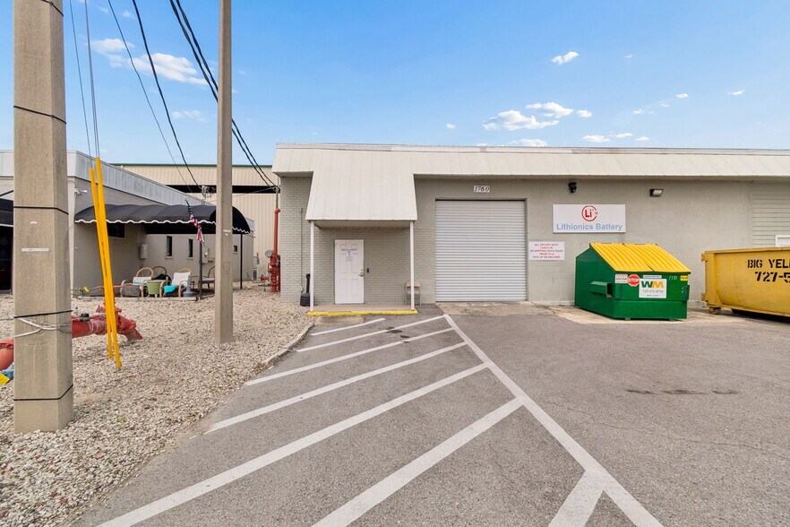 More Photos Of 1760-1770 Calumet St, Clearwater Warehouse For Lease