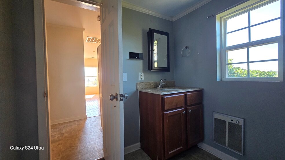 More Photos Of 311 Silver Pl, Knoxville Apartments For Sale