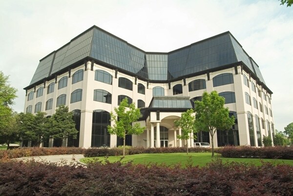 More Photos Of 109 N Post Oak Ln, Houston Office For Lease