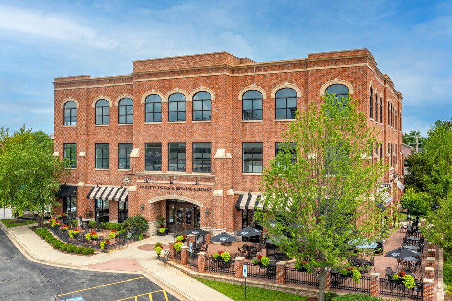 More Photos Of 110 N Brockway St, Palatine Office For Lease