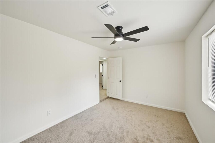 More Photos Of 4421 Lee Rd, Snellville Apartments For Sale
