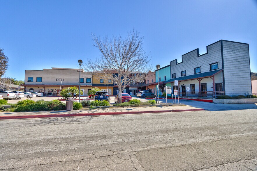 More Photos Of 41920 6th St, Temecula Storefront For Sale