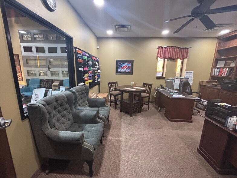 More Photos Of 3625 Valley Vista Dr, Fort Worth Warehouse For Sale