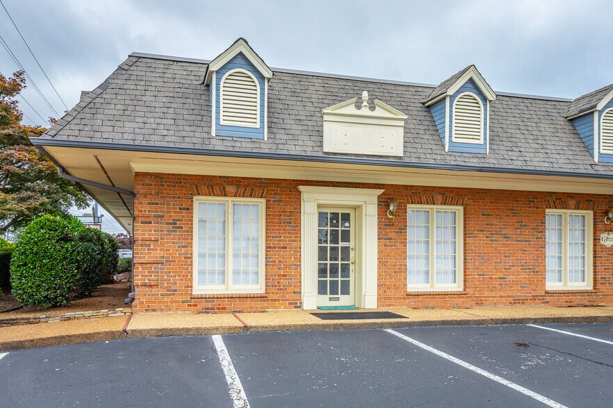More Photos Of 5811 Lee Hwy, Chattanooga Medical For Lease