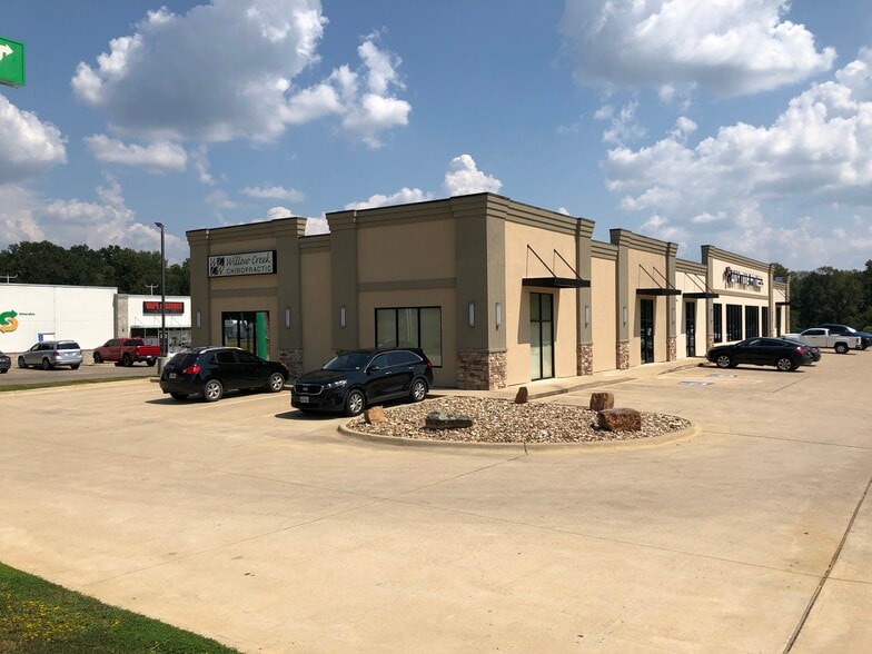 More Photos Of 20071 State Highway 155 S, Flint General Retail For Lease