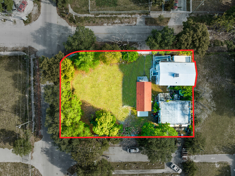 Primary Photo Of 1133 NW 79th Ter, Miami Apartments For Sale