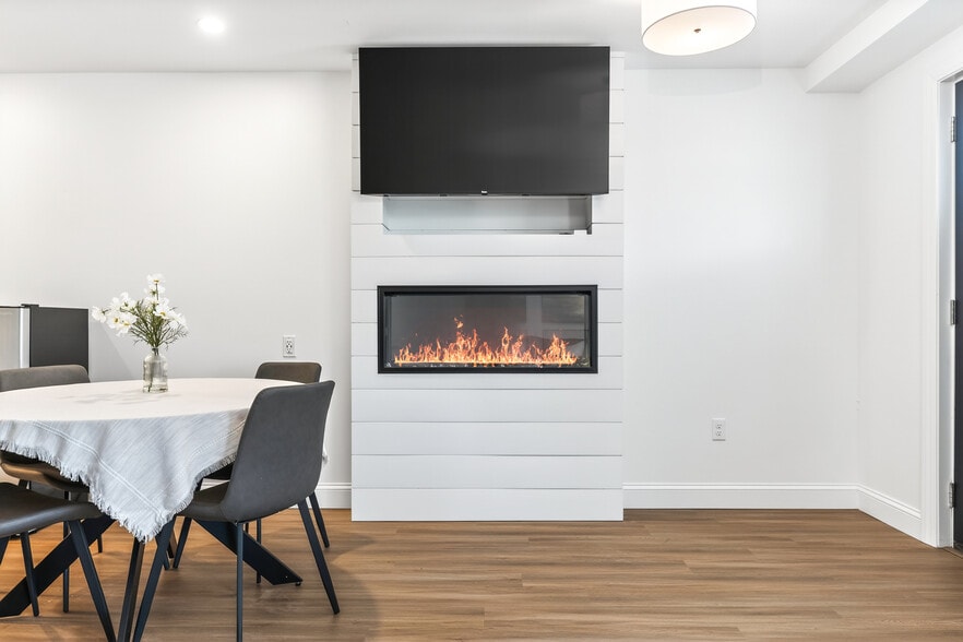 More Photos Of 44 Williams Ave, Mystic Apartments For Sale