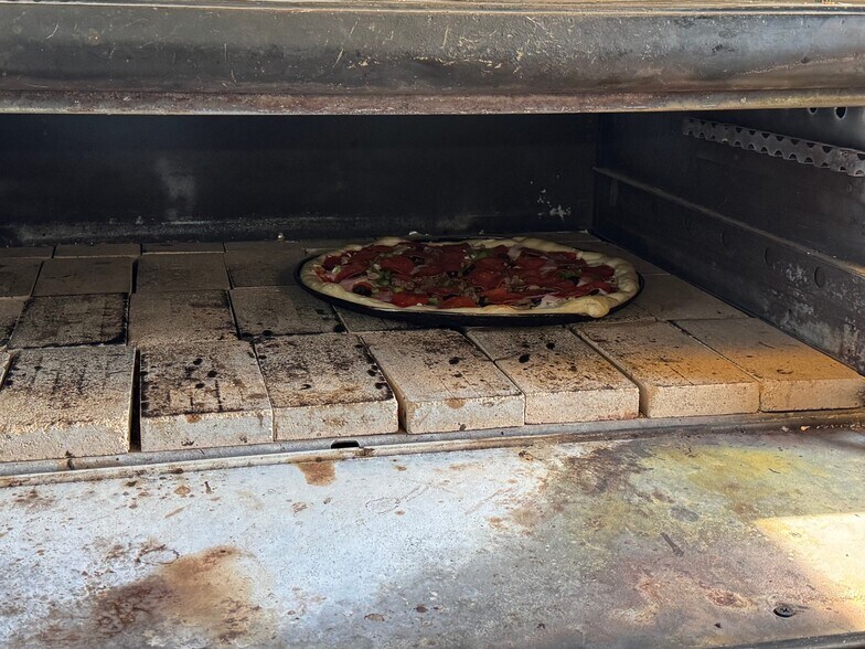More Photos Of 192 Oakfield Smyrna Rd, Oakfield Convenience Store For Sale
