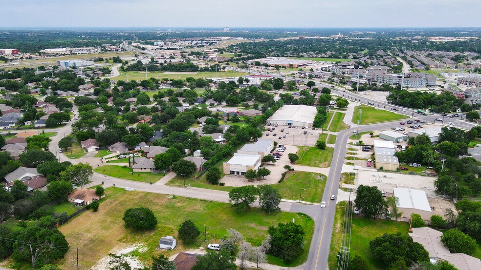 More Photos Of 3016 E Villa Maria Rd, Bryan Freestanding For Sale