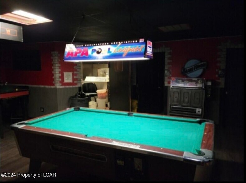 More Photos Of 319 Main St, Pittston Bar For Sale