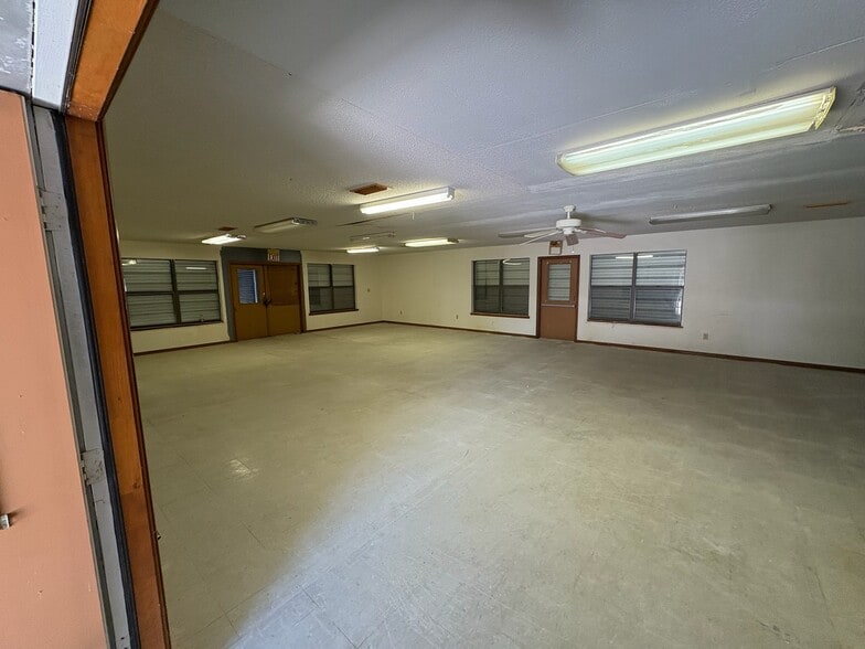 More Photos Of 192 S Wren Ln, Robertsdale Self Storage For Sale