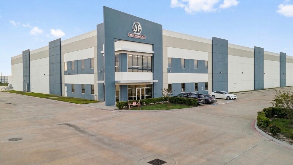 Primary Photo Of 450 Commerce Pky, Katy Distribution For Lease